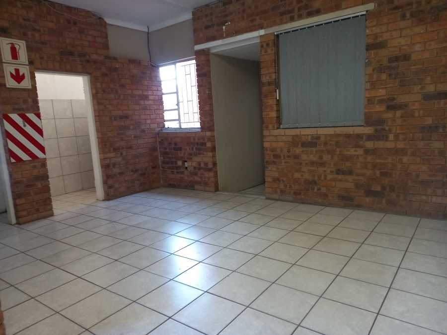 To Let Commercial Property for Rent in Rustenburg Industrial North West